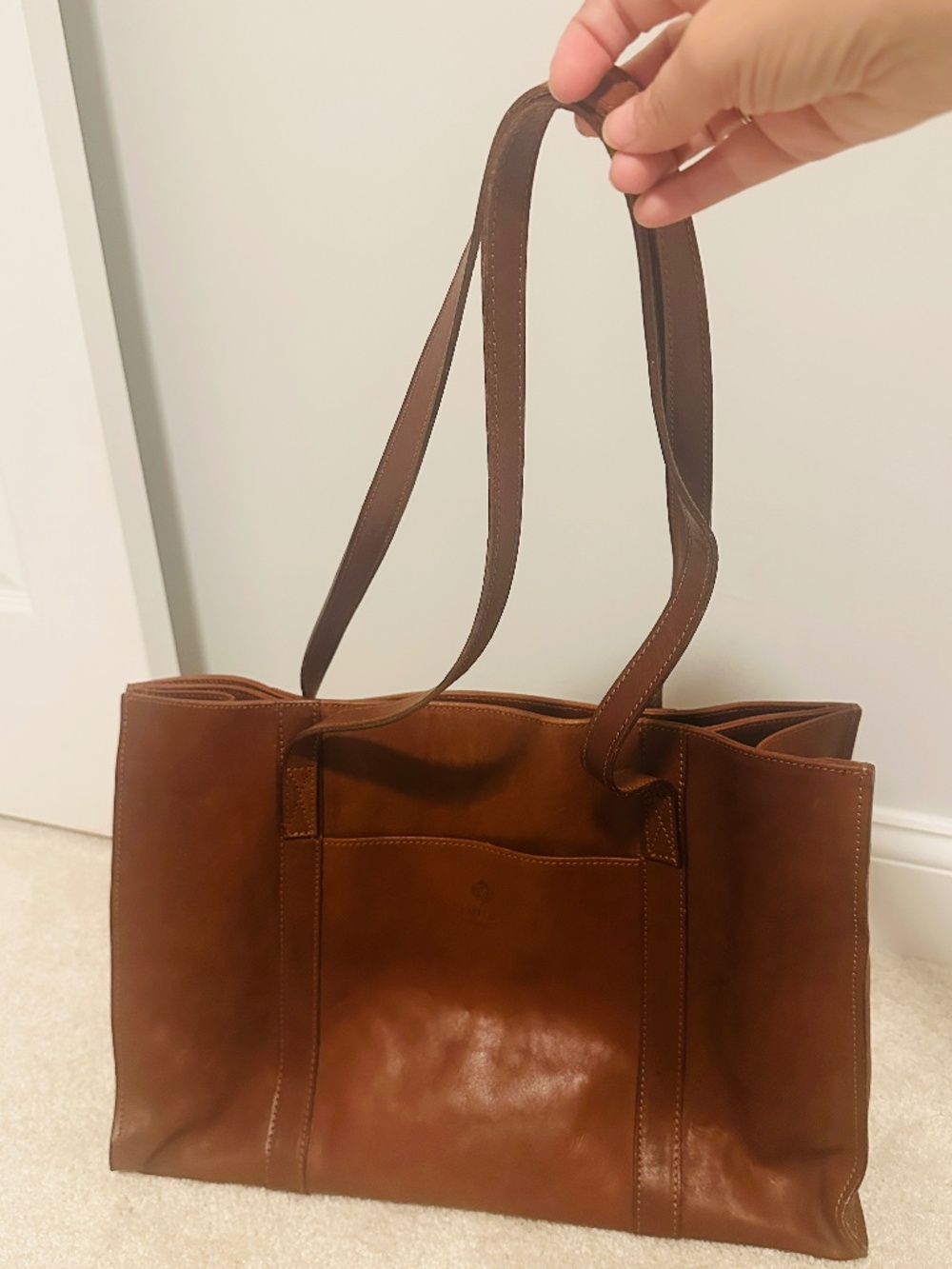 Women’s leather computer/travel bag